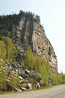 Скала Иконостас (барельеф Ленина)