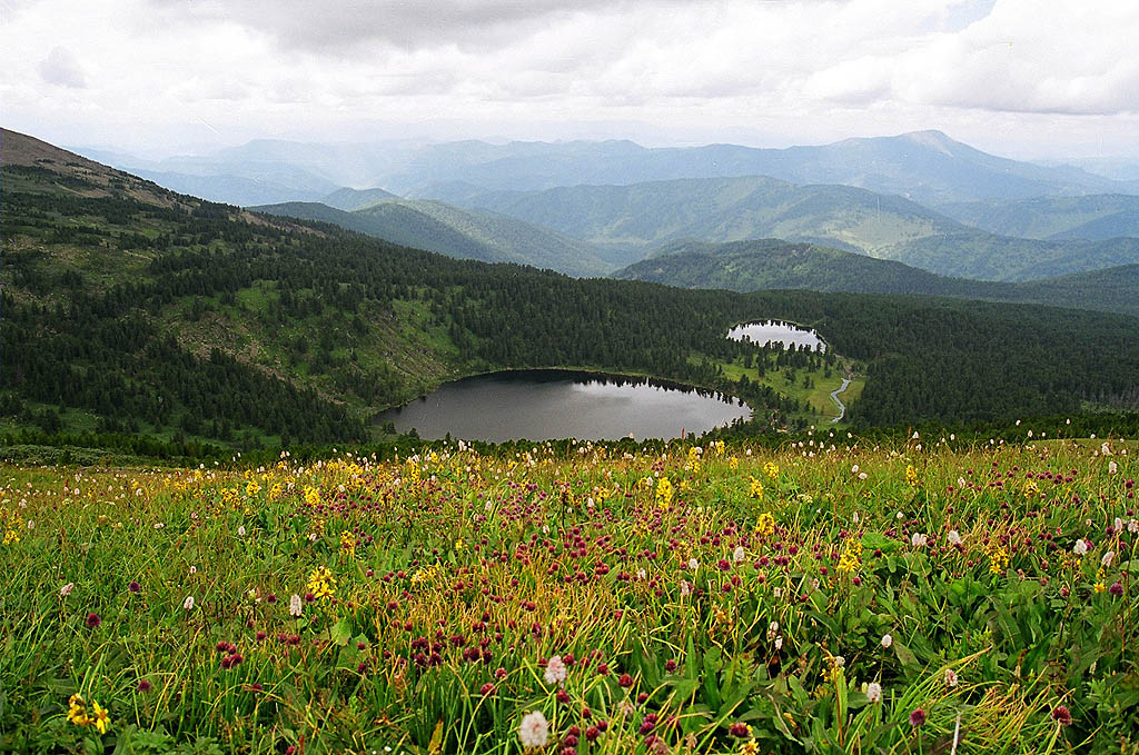 5-е и 6-е Каракольское озеро.