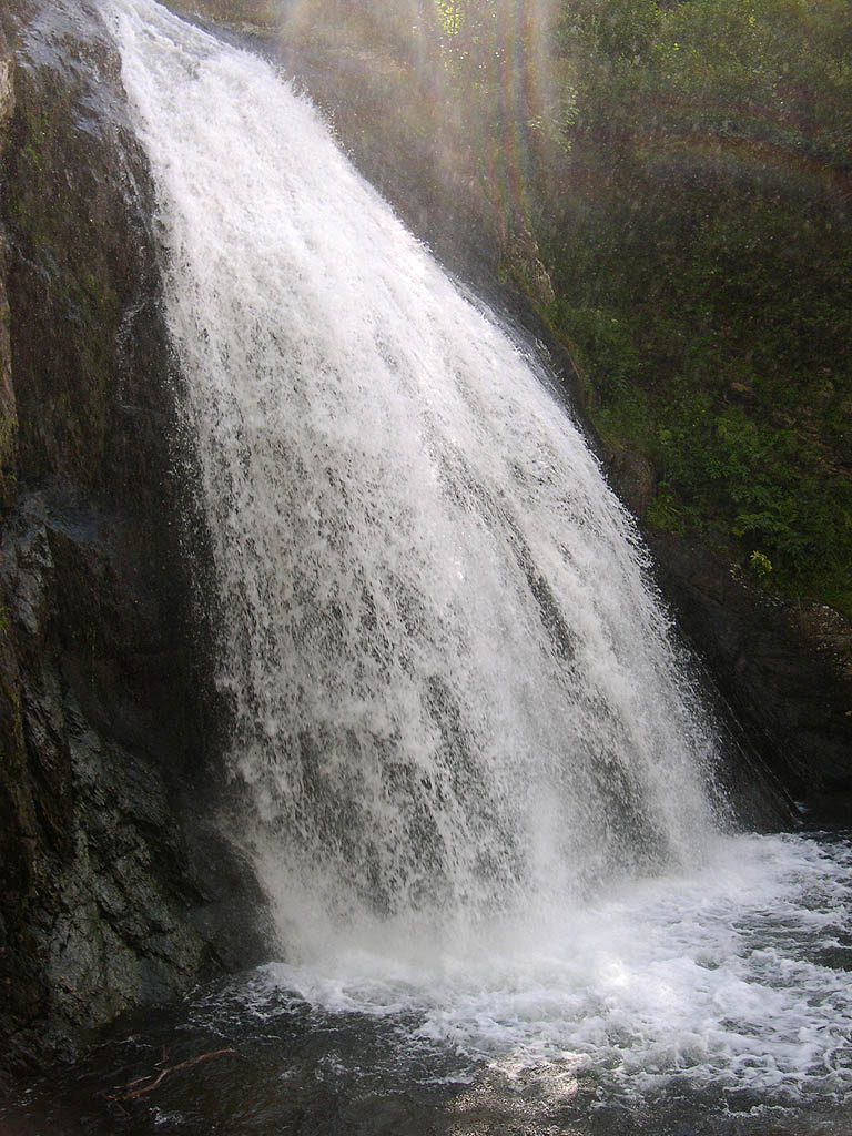 Водопад Корбу